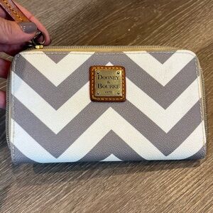 Dooney & Bourke Credit Card Phone Wristlet